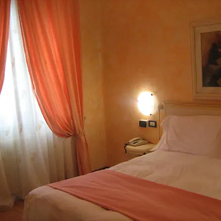 Otel San Marino Laglio
