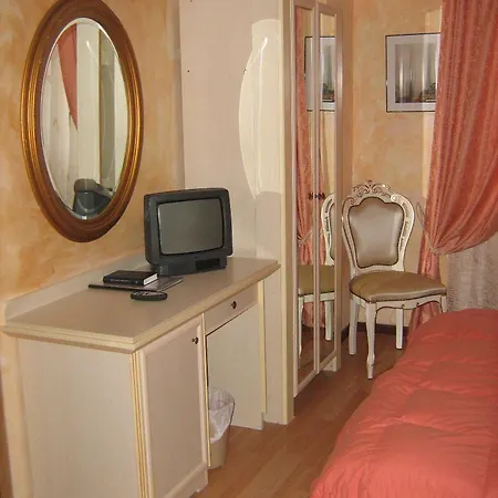 San Marino 3*