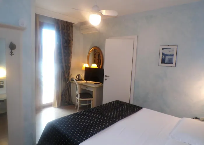 San Marino 3* Laglio