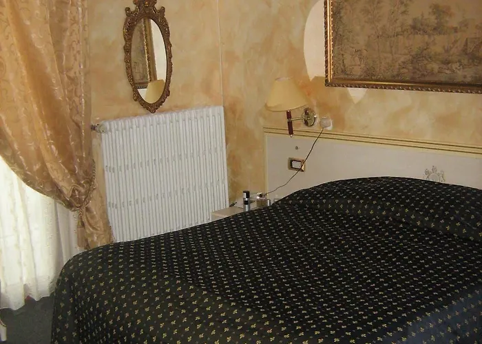 Otel San Marino Laglio