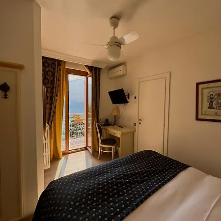 San Marino 3* Laglio